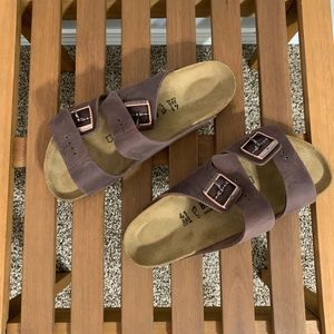 NEW Arizona Oiled Leather Birkenstock ✨